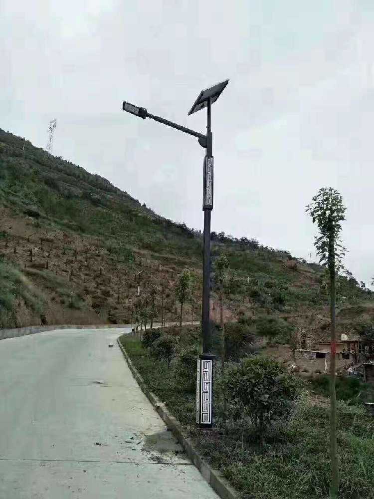 英德市仿古太阳能路灯